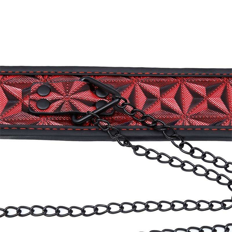 LINEA DIAMANTE llar con morsetti per capezzoli in pelle vegana diamantata