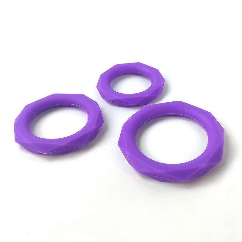 A-GUSTO Set di 3 anelli per il pene in silicone viola